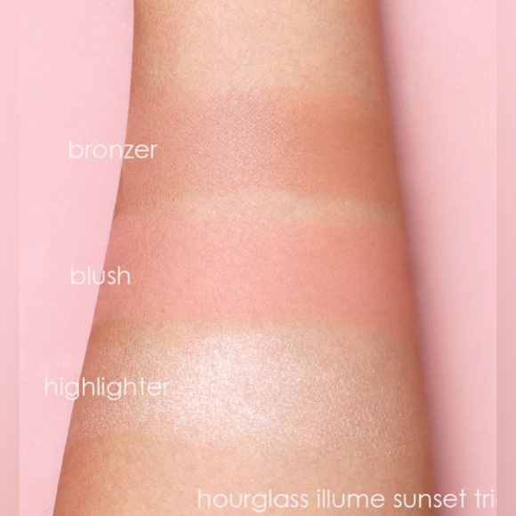 Hourglass Makeup Illume Sheer Color Trio w/ Cream Bronzer, Blush & Highlighter - Picture 3 of 9